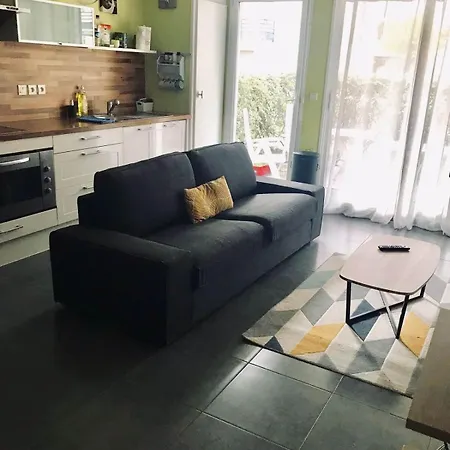 60 M² Avec Parking - Proche Centre De Apartamento